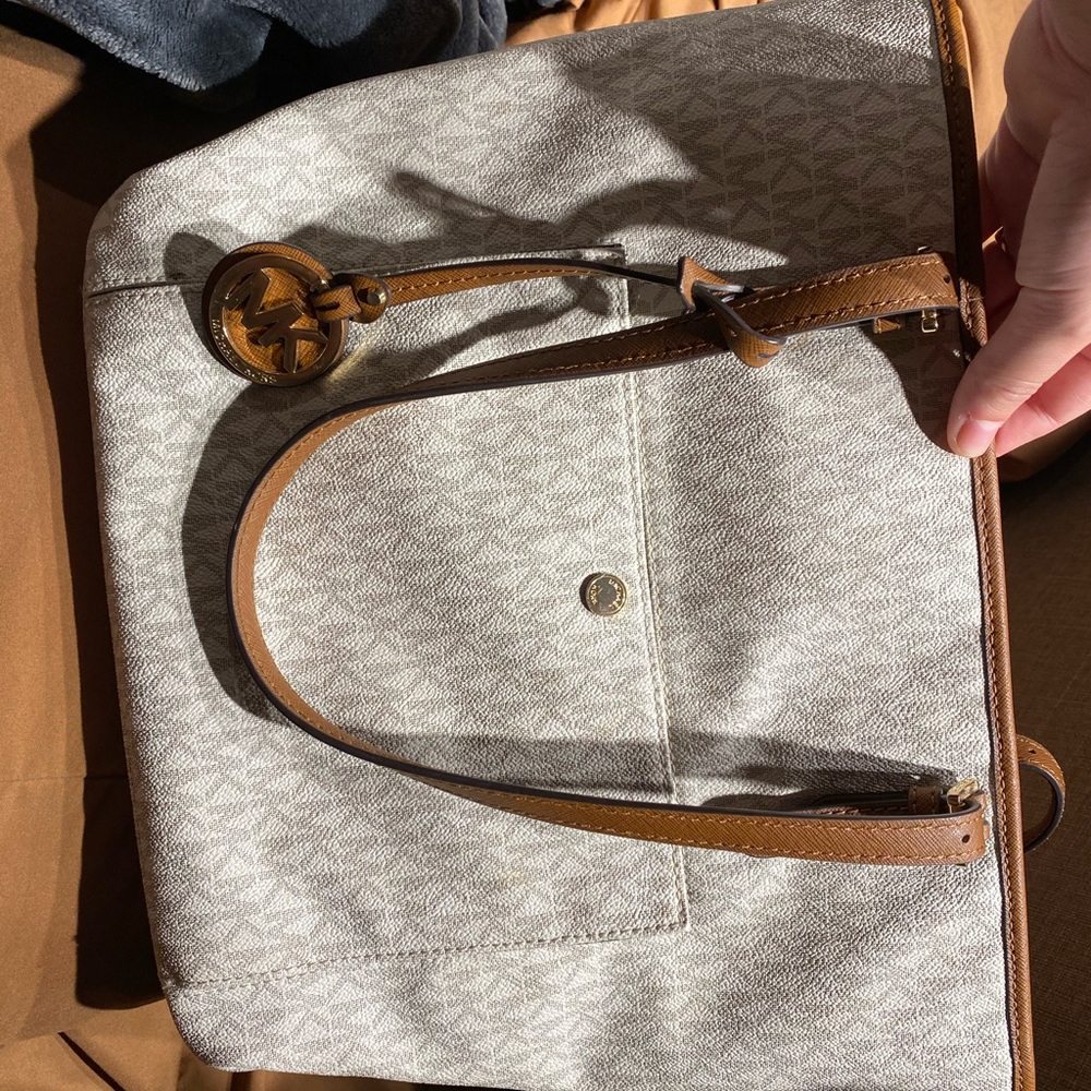 Michael Kors purse